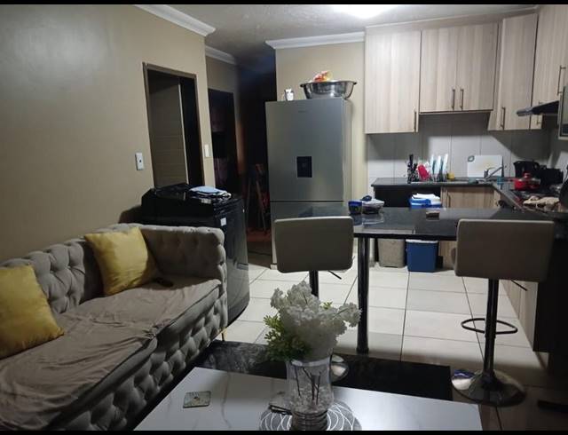 2 BEDROOM PROPERTY TO RENT IN ERAND GARDENS